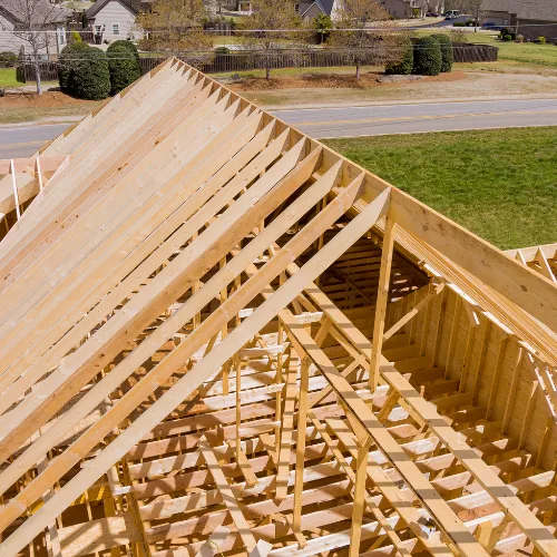 Charpente de maison en bois